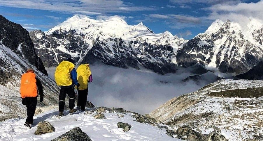 5 Reasons to Use Travel Agency During Nepal Visit