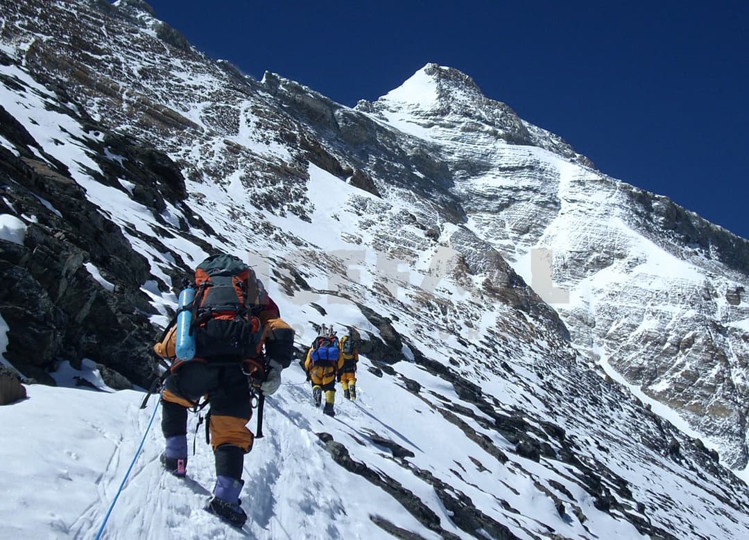 Spectacular View of Island Peak
